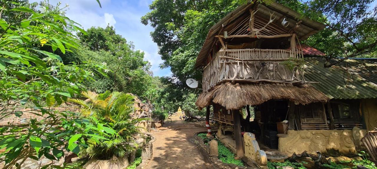 Humbhaha Jungle Yala Nature Eco Resort Kataragama Bagian luar foto