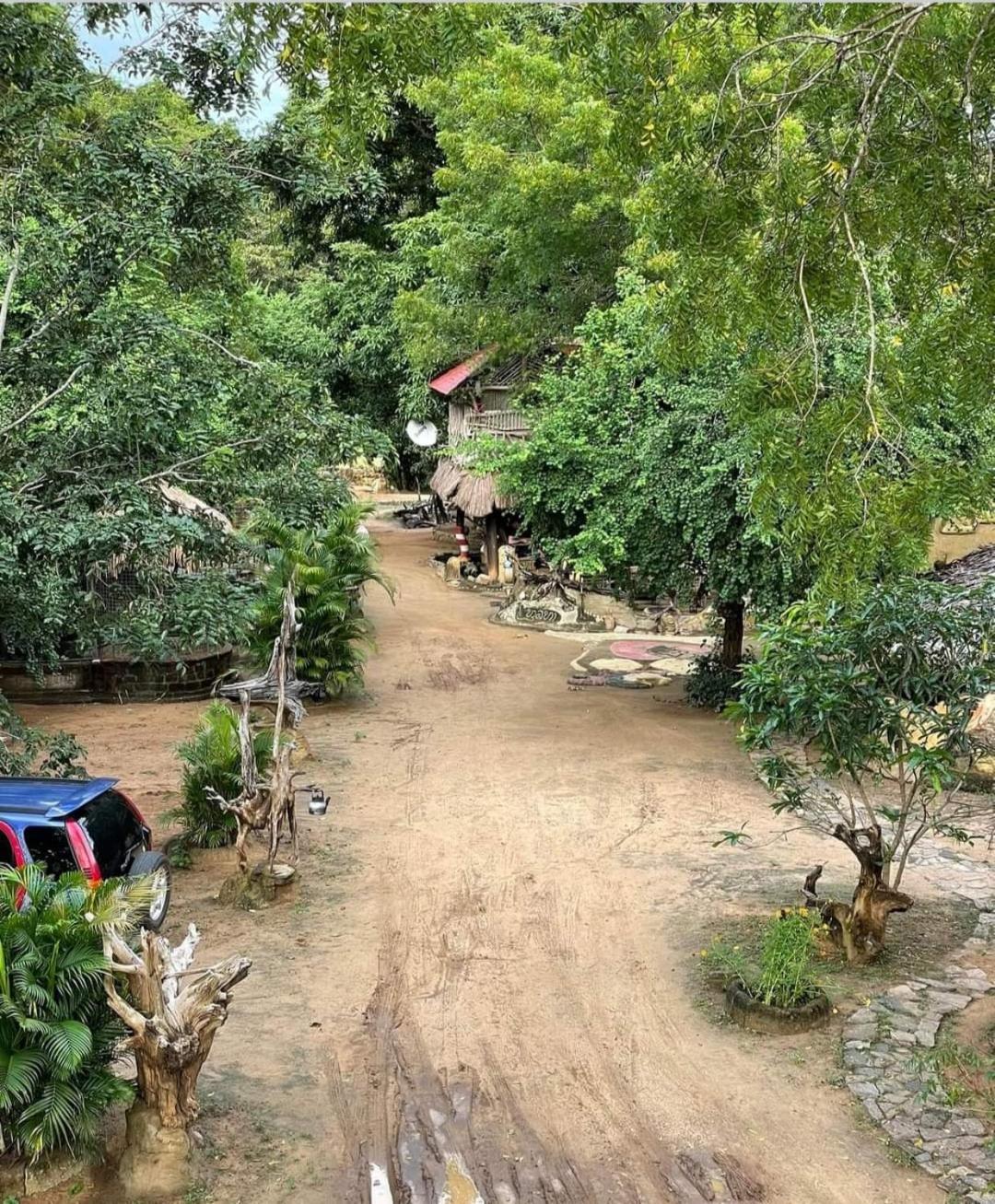 Humbhaha Jungle Yala Nature Eco Resort Kataragama Bagian luar foto